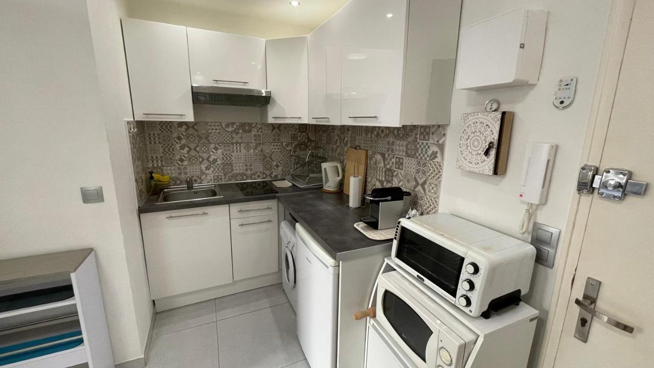 Studio rue piétonne proche plage Menton Extérieur photo