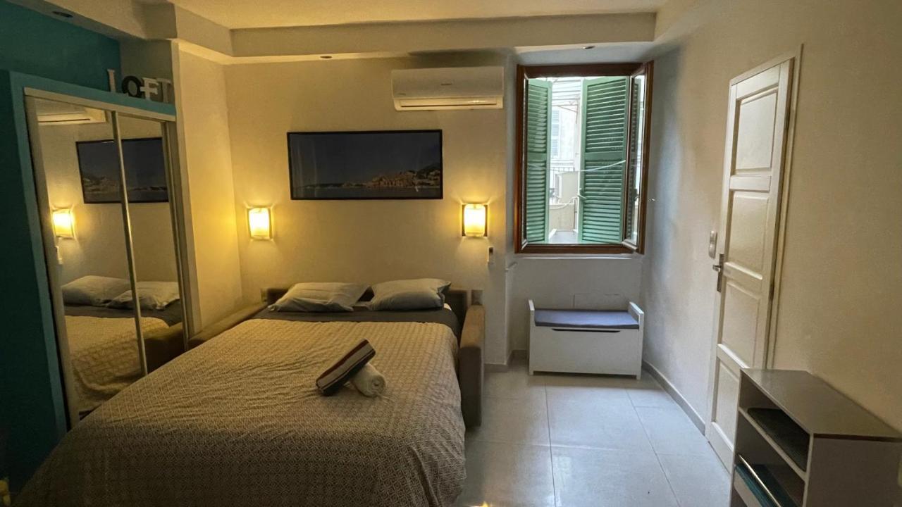 Studio rue piétonne proche plage Menton Extérieur photo
